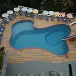 ホテル Park Suisse 4*