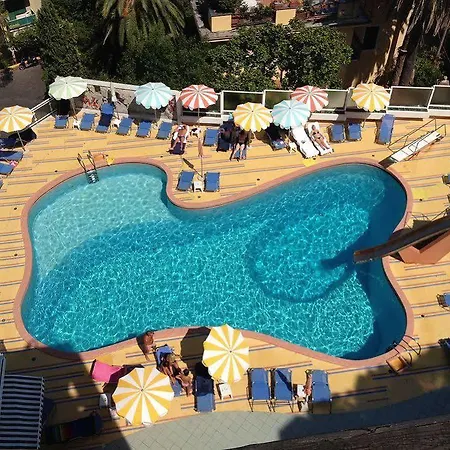 Park Suisse Hotel 4*