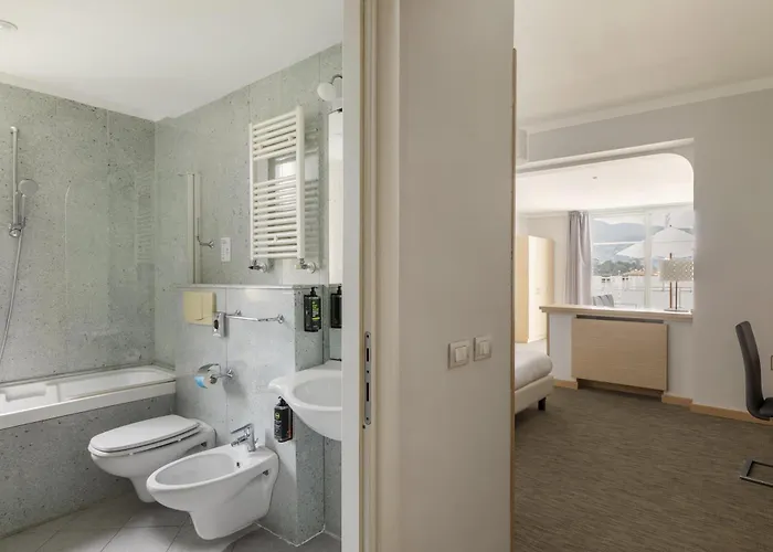 Park Suisse Hotel 4*